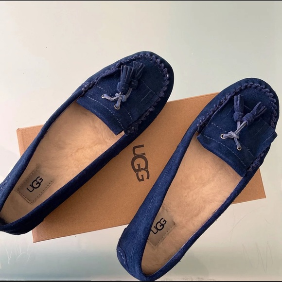 Ugg loafers - Picture 1 of 3